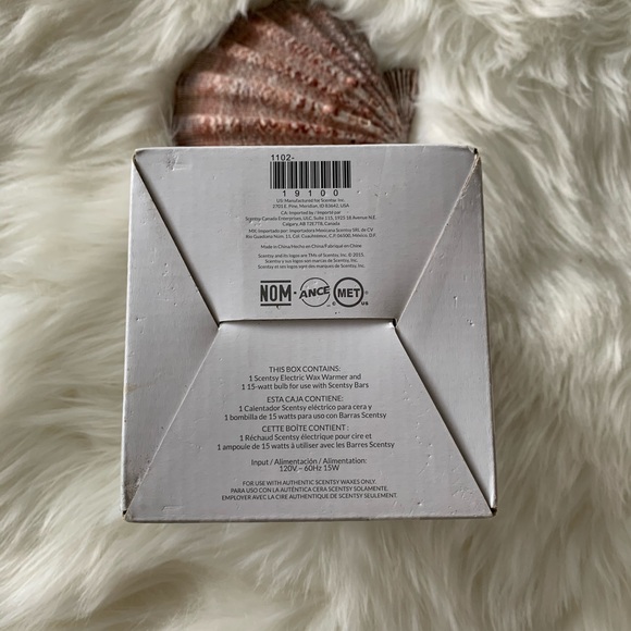 Scentsy | ‘Jane’ Mini Warmer Plug-in 🔌 - Picture 7 of 8